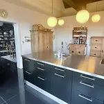 Sausal Villa *