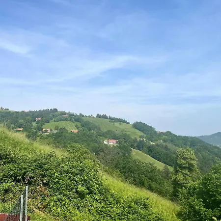 Sausal Villa *
